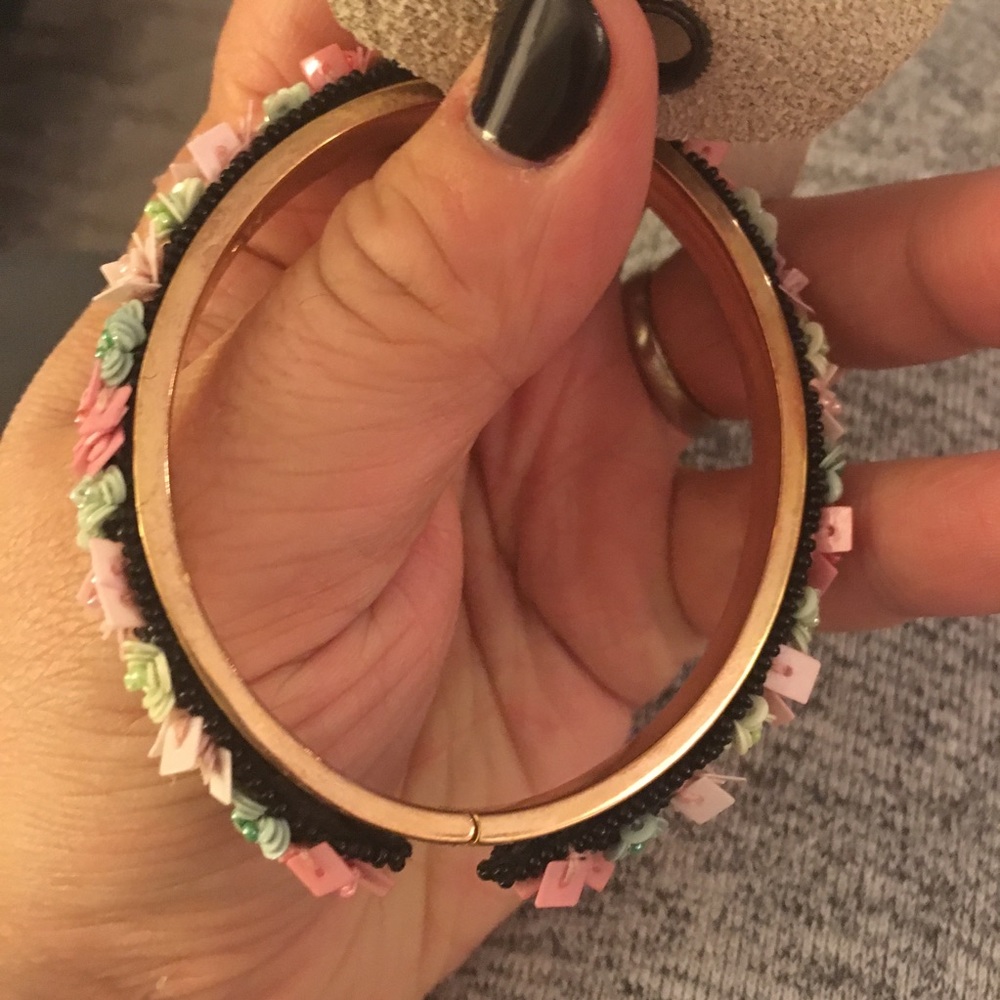 Anthropologie floral bracelet - Picture 4 of 5